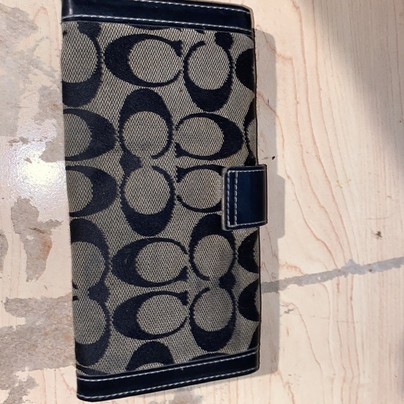 Coach Buckle Wallet - Picture 2 of 4